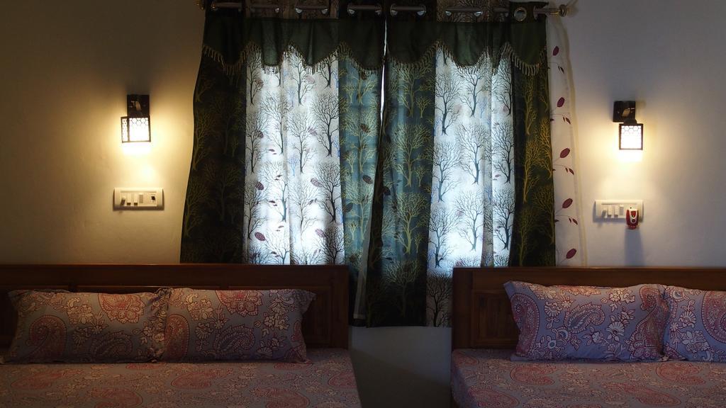 Silver Moon Guest House มหาพลีปุรัม ภายนอก รูปภาพ